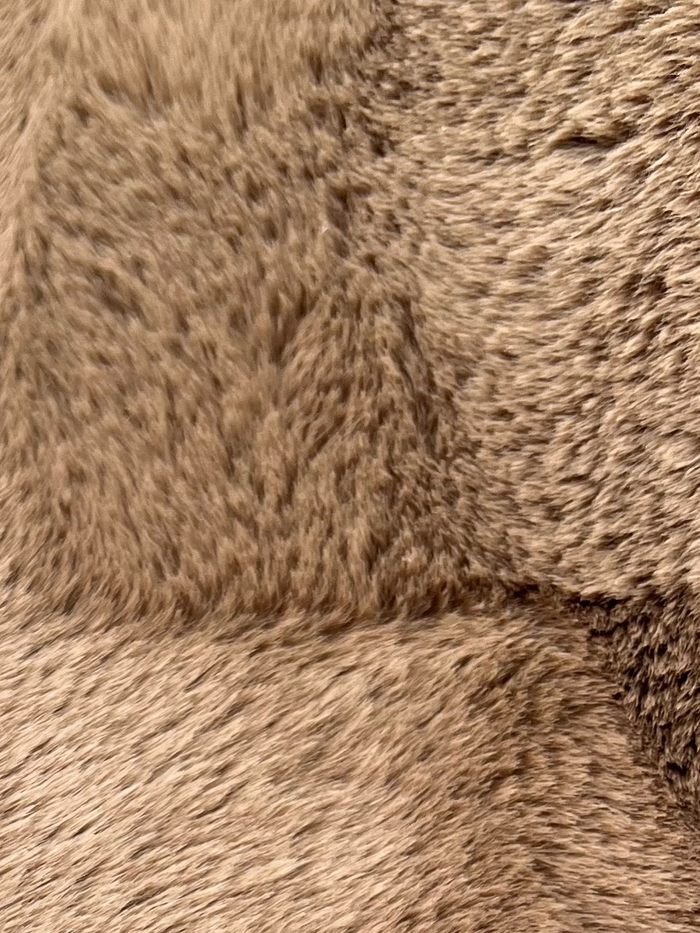π Magaschoni Brown Faux Fur Throw Blanket Luxe Soft Chestnut Winter Holiday Gift - Picture 8 of 14
